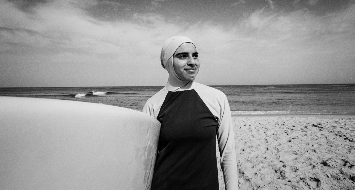 Female member of the Gaza Strip Club in her burkini (Photo by Alice Martins)