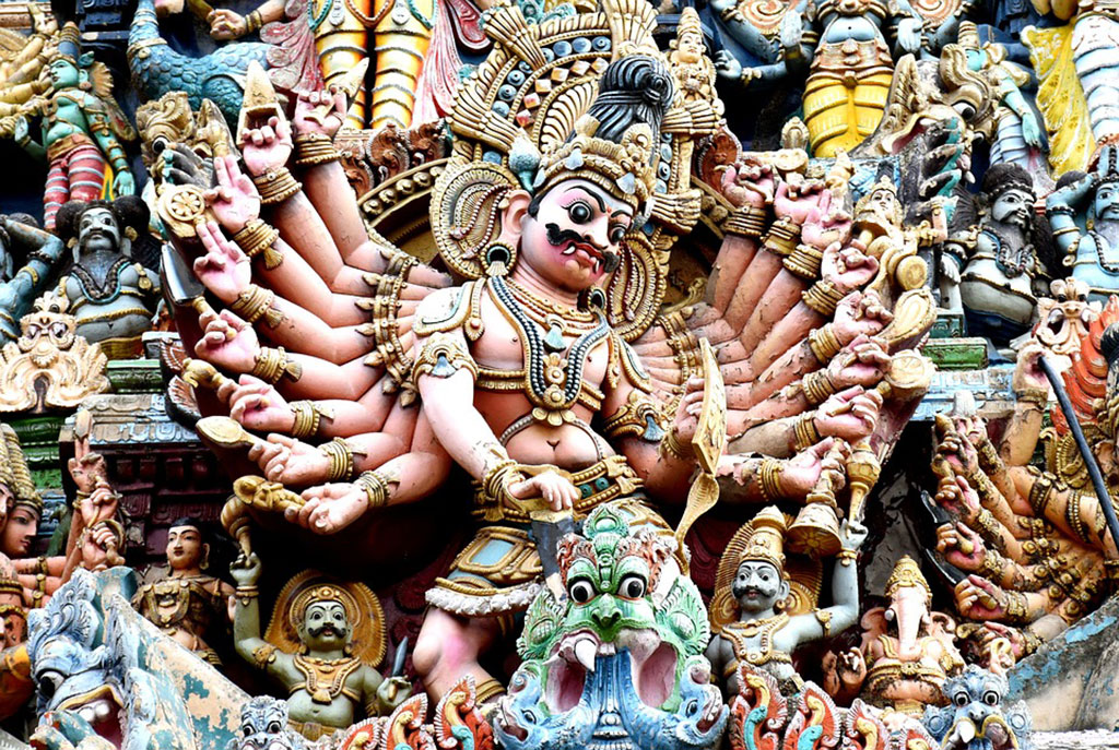 Deity-Madurai-Meenakshi-Tradition-Colorful-Temple-1574495