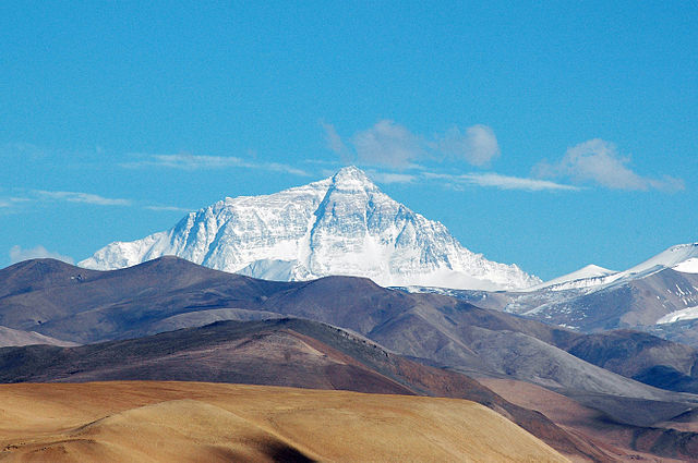 640px-Mount-Everest
