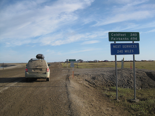 dalton highway - most dangerous roads in the world