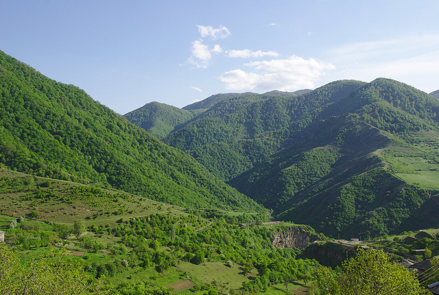 Mountains around Lori (photo by ogannes)