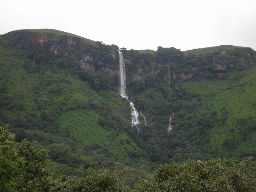 Kalhatti Falls