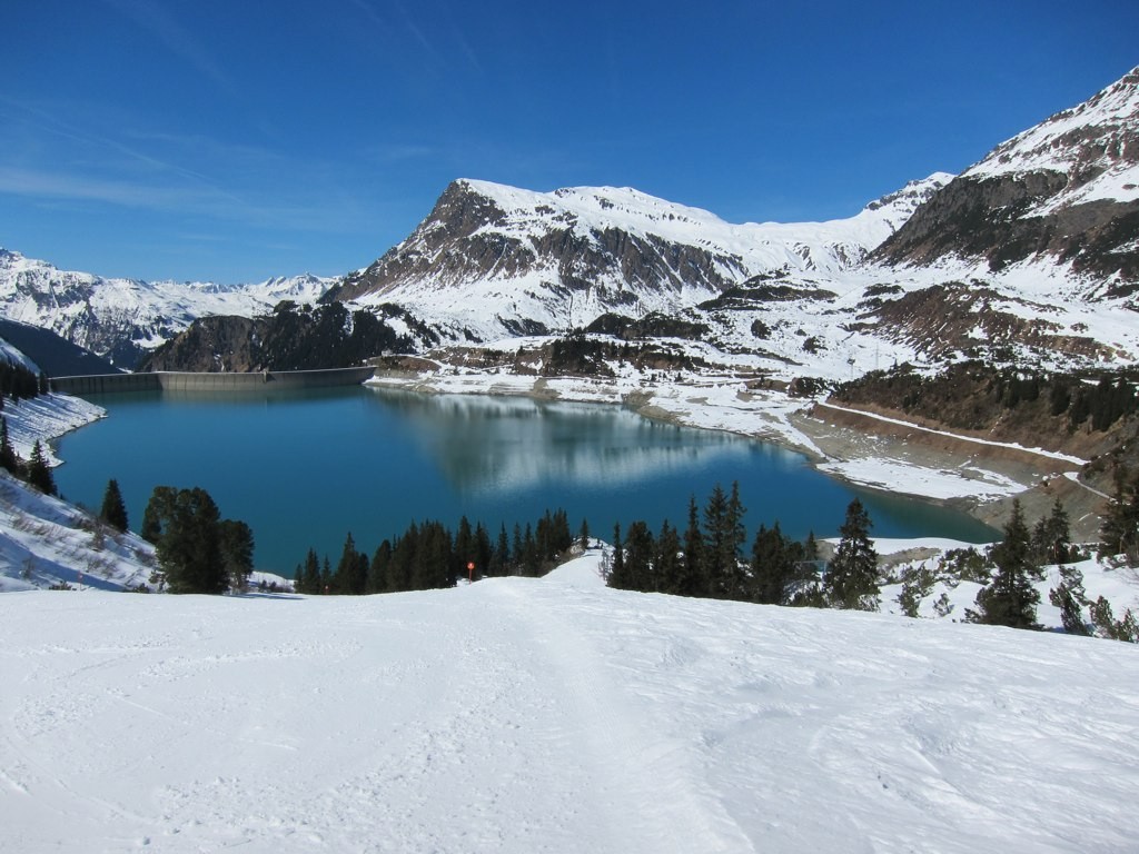 skiing in Austria