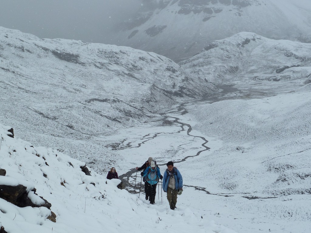 trekking in bhutan