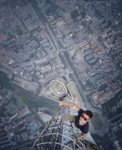 Urban Alpinists and Rooftoppers