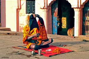 how to stay fit while travelling