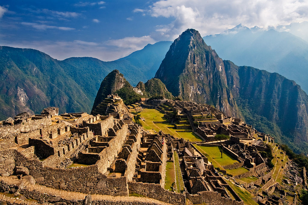 1024px-Machu_Picchu,_Peru