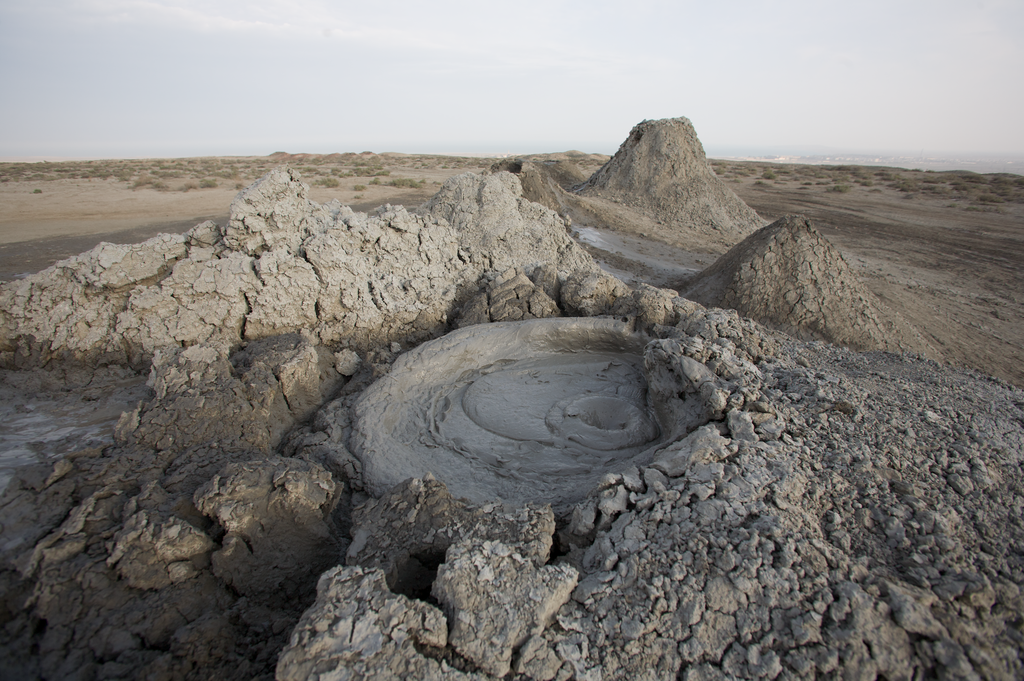 1024px-Gobustan_State_Reserve_05