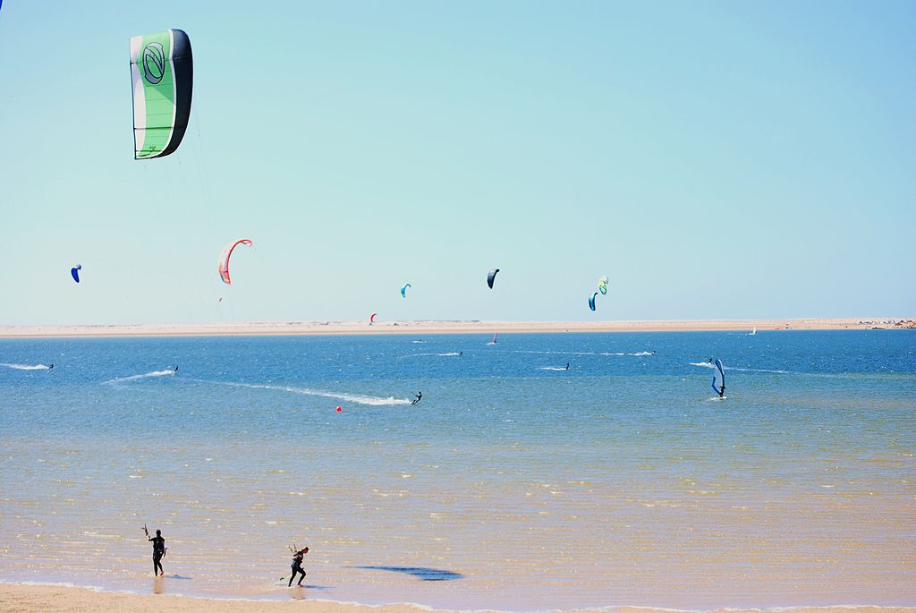 1024px-Kitesurf-Dakhla-Morocco_(4)