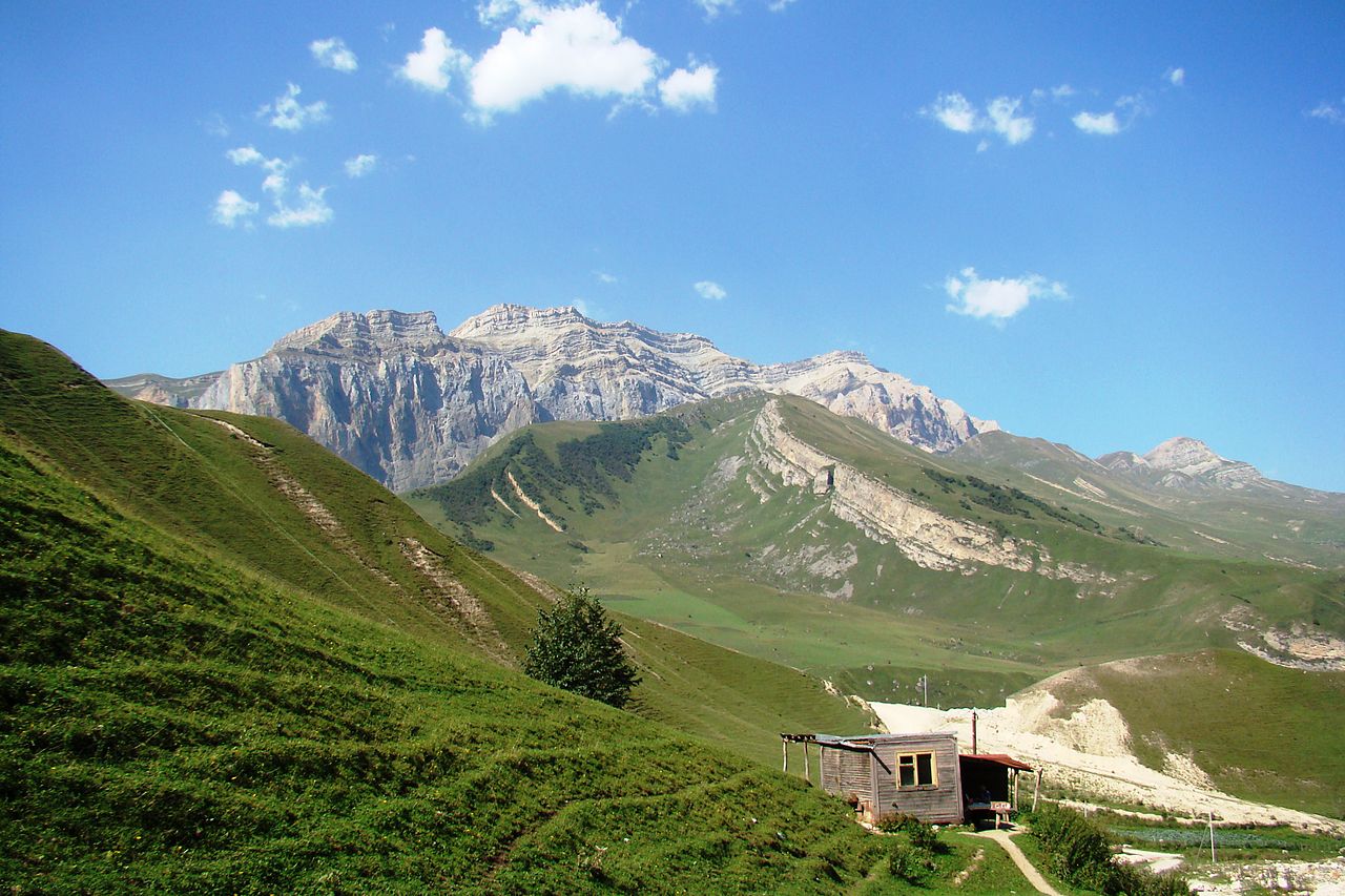 Şahdağ_Mountain,_Qusar,_2013